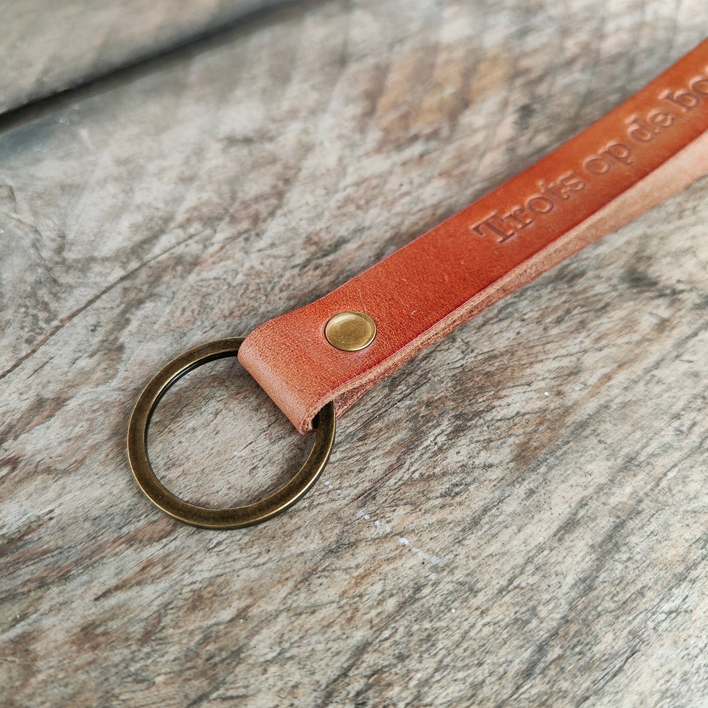 Leren sleutelhanger Deluxe ¨Eigen tekst/ naam¨